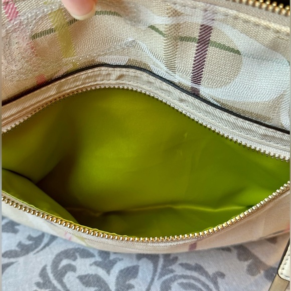 Gorgeous Coach Cream & Multicolor Tote WITH Wallet - Picture 5 of 10